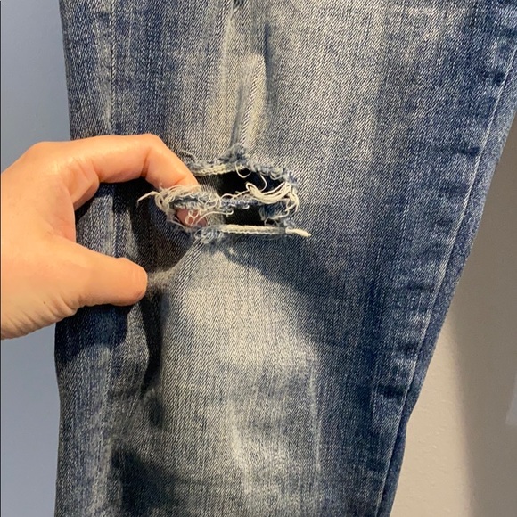 Zara Frayed Ankle Jeans - Picture 6 of 8